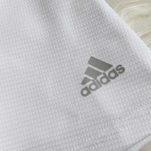 mini skirt - Picture 2 of 8